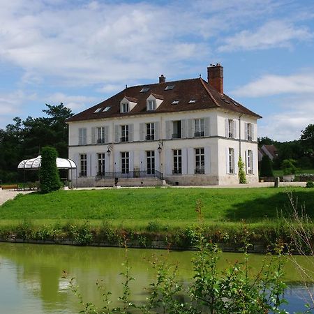 Chateau De Pommeuse ภายนอก รูปภาพ
