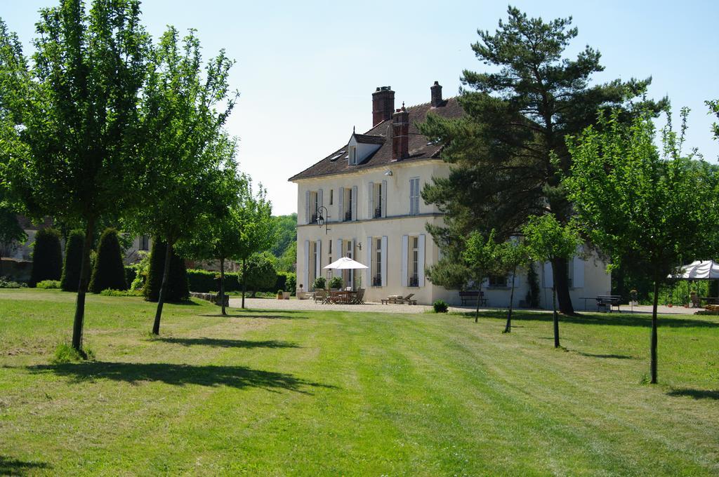 Chateau De Pommeuse ภายนอก รูปภาพ